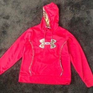 pink hoodie